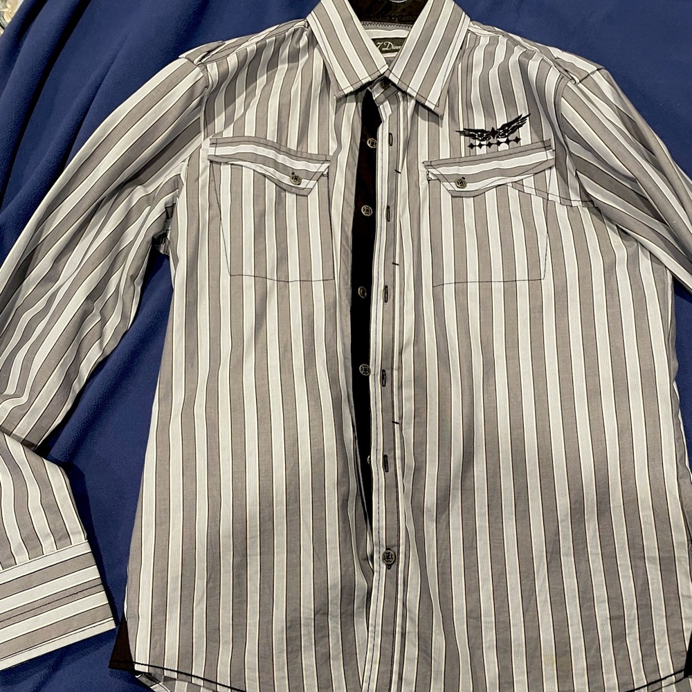 7 diamonds dress shirt. Mens small